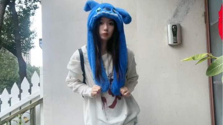 [Jiang Shuting] OMG dance cover | In 33 seconds, JST takes you to explore all of Songjiang’s hidden 