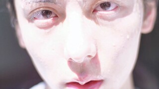刚洗完脸的你