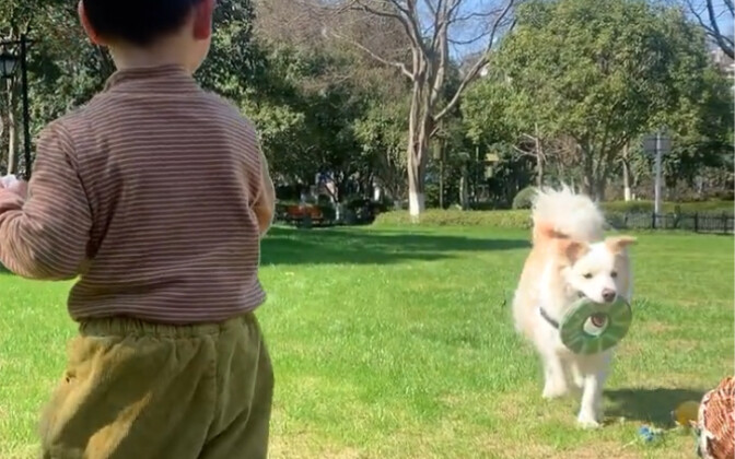 Setiap kali bertemu anak kecil, saya selalu bertanya dulu kepada orang tuanya apakah anak tersebut t