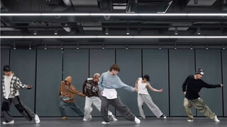 【WEI SHEN V】أشعر وكأنني أشاهد مدون أزياء يرقص (مجموعة تمارين الشباب العصريين)