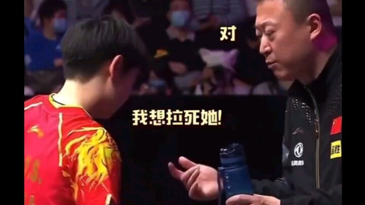 Mẹ: Ra ngoài nghe lời huấn luyện viên nhé. Sá Sá: Yên tâm đi, các huấn luyện viên đều rất nghe lời.