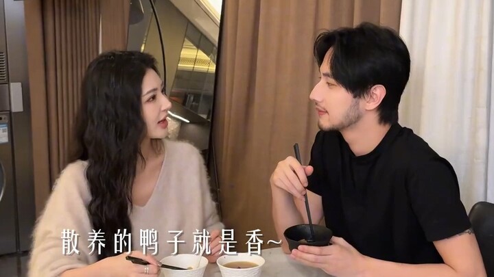 ขอบคุณเศรษฐินีอันดับหนึ่งที่มอบของขวัญ ได้ของเล่นชิ้นใหญ่มากมาครอบครอง
