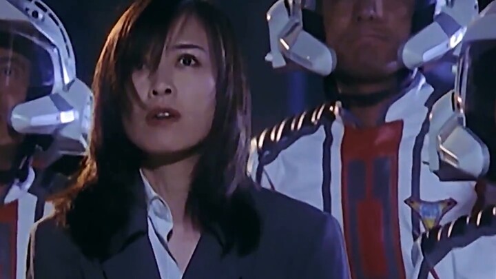 Ultraman Tiga not only has a strong plot, but also a high-energy mixed cut that makes you cry