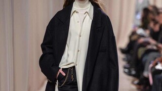 ชอบเสื้อผ้าที่ใส่สบายและดูหรูหราแบบนี้สุดๆ เลย~