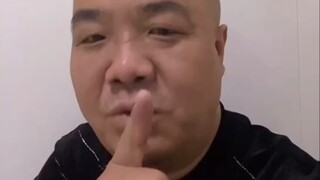 الأخ داو أخاف لي لي لدرجة أنها هربت من داليان إلى شنغهاي في الليل