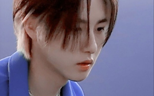 He was just born to rock this hairstyle, wasn’t he?