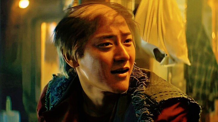 Pelesetan homofonik bahasa Inggris "Seniman kelas satu vs. seniman nomor 1"