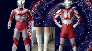 Does Ultraman wear clothes? What do space creatures look like?