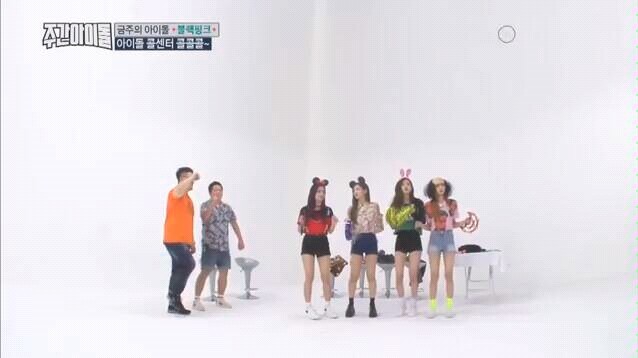 นี่ฉันไปติดใจเกิร์ลกรุ๊ปอะไรเนี่ย [blackpink]