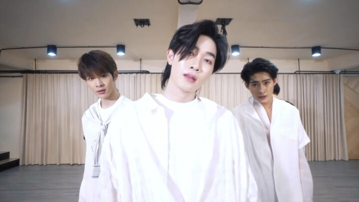 【TutorYimJamessu】رقصة BamBam (riBBon)