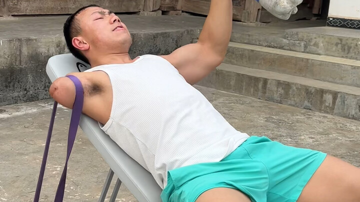 Time to prepare for the competition is limited, so I have to train even when I return home #Metamorp