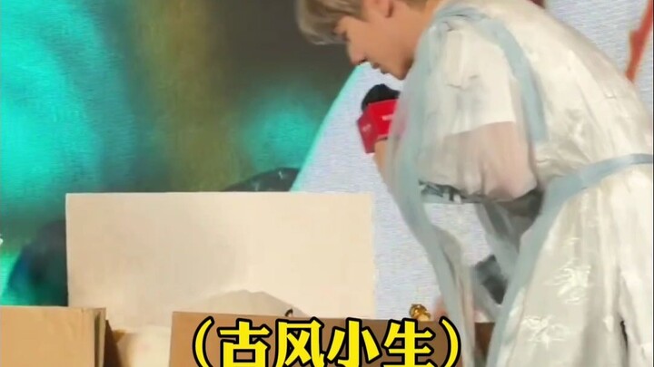 كفى يا بيان باي شيان، سرعة الإنترنت لديك في الصين أسرع من سرعتي!