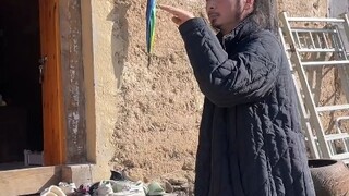 لهذين المائتين