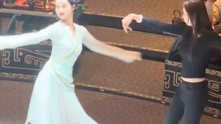 مهرجان زهاو دو للولائم يُقدم أشكالاً جديدة ومبتكرة! مهرجان زهاو دو للولائم يستبدل العروض بالتعليم، ف