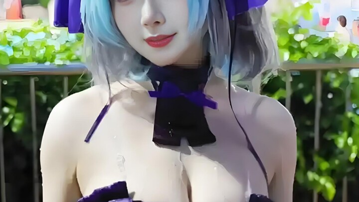 [Portrait] Xiuxiu the Cat’s Water Park Cheshire Cosplay Dance