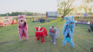 【十个勤天】舞狮来咯，利好的洞洞鞋好显眼呀哈哈哈哈哈哈哈