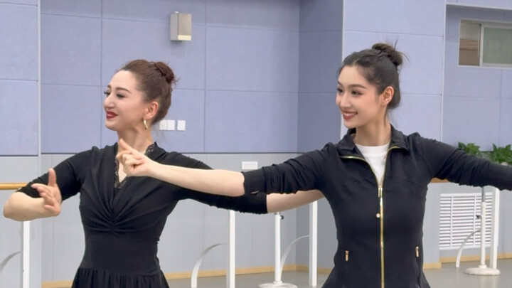 Mother-Daughter Teaching Showcase~