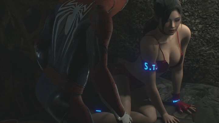 Resident Evil 2: It’s scorching hot, and Ada slips into a sexy bikini leather outfit.