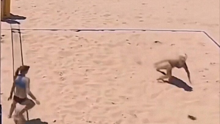 This volleyball is really well played.
