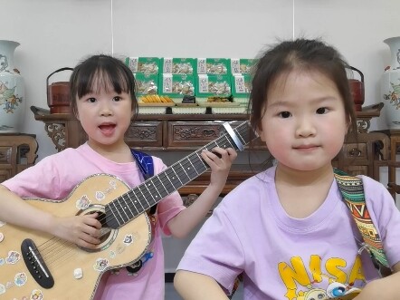 Núi xanh nước dài, hương thơm lưu mãi. #GuitarHátĐàn #MaiLongHuong #BánhĐậuXanhThủCông #ThươngHiệuTr