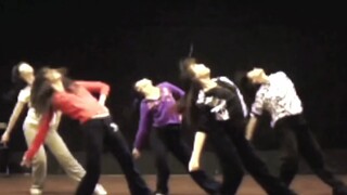 Apa yang kamu lompatkan itu? Harusnya senior berpengalaman sepertiku yang melakukannya f(x)