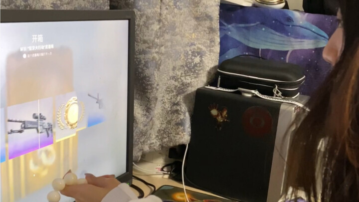 แฟนสาวใน CSGO เปิดกล่องครั้งเดียวได้ของสุดปังเลย