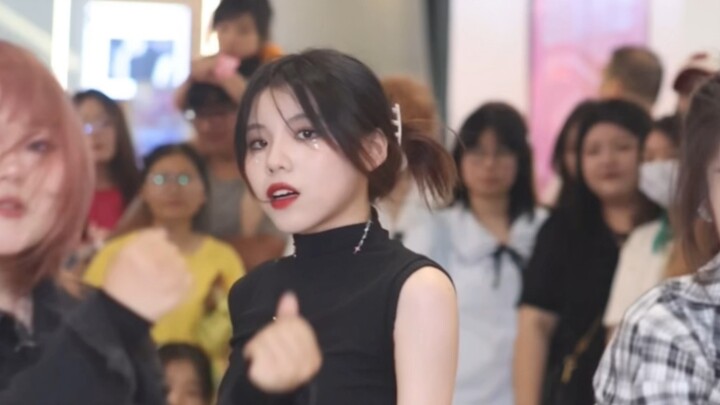 [Unpopular bands are also passionate] College students cover Majors' "Salute" on the roadshow