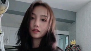 椅 子 舞