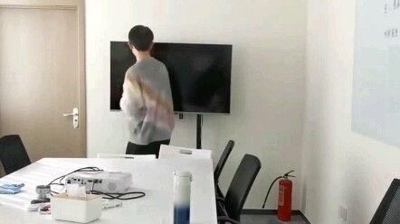 A Jie: I wasn’t even trying to scare him!
