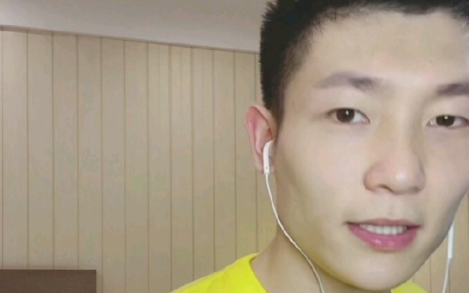 220510 bboy乔治DY直播 谈张艺兴送的礼物