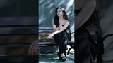 จางจิ้งอี๋ในลุคเรียบหรูดูดีชุดเดรสสีดำ สวยออร่ามากมาย 🖤💫 #จางจิ้งอี๋ #ZhangJingyi
