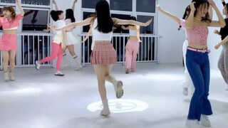 【Little Hamster】Con gái là đẹp nhất trên thế gian này