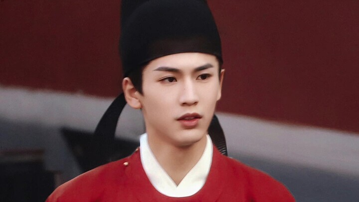 Please roll up all your costumes! Help! Zhang Linghe is truly the chosen one in ancient costume.