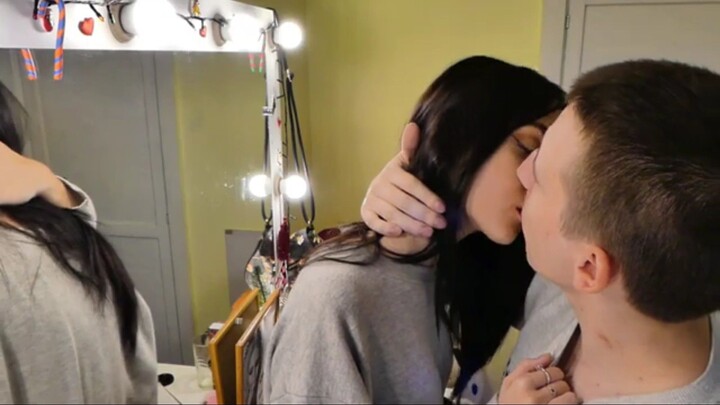 Hot girl kissing video how to kiss hot girls kissing lesbian kissing video
