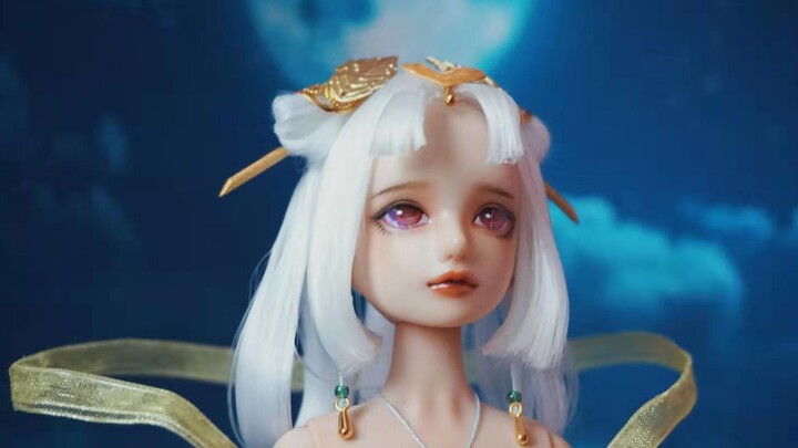 [Wig Change] A budget doll gets a major makeover into Honor of Kings’ Chang’e, with a clay rabbit fi