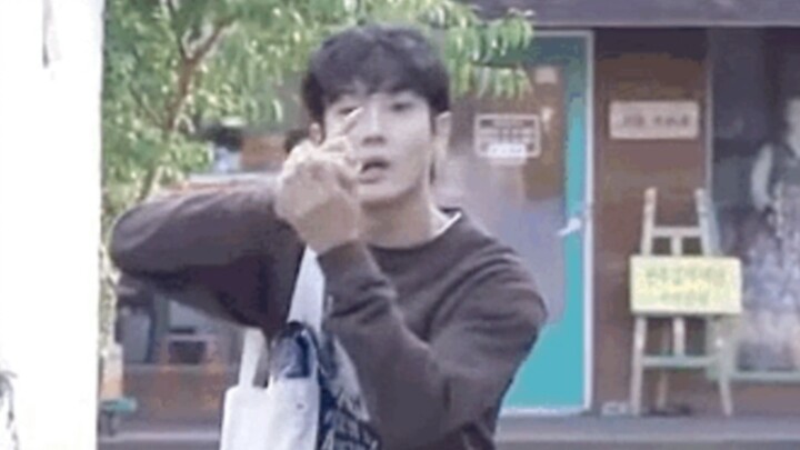 【Choi Woo-sik】Mẫu đàn ông đức hạnh nhưng lại sợ vợ