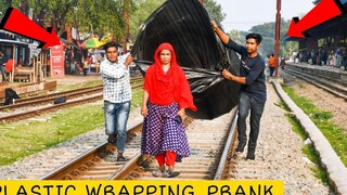 เล่นตลกคนห่อพลาสติก । วิดีโอเล่นตลกตลกมาก 2022 ความสนุก 4 นาที