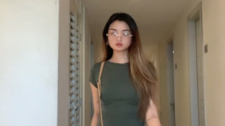 Hi guys! Kamusta po? Follow me here and let's be friends!!