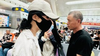 7.12杨紫杭州机场出发回去拍戏啦,老婆连轴转辛苦了