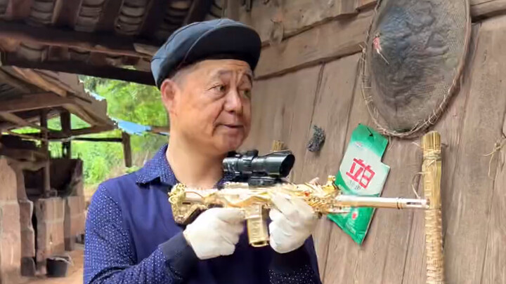 Grandpa’s giving you this golden toy gun—do you think you’ll like it?