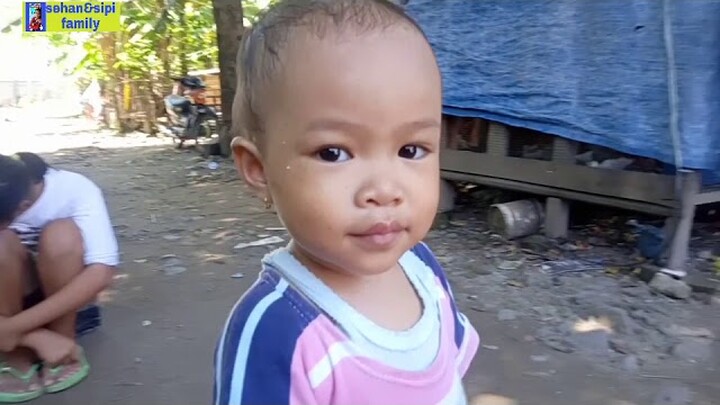 VIDIO LUCU II AKIFA GANGGUIN KAWAN LAGI MAIN KELERENG