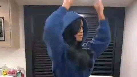 pinky up katseye and Cardi b