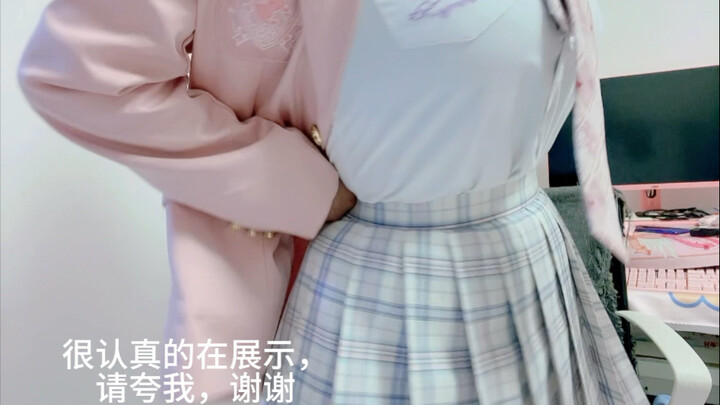 Mèo mập đại nhân diện bộ vest màu hồng cực phẩm