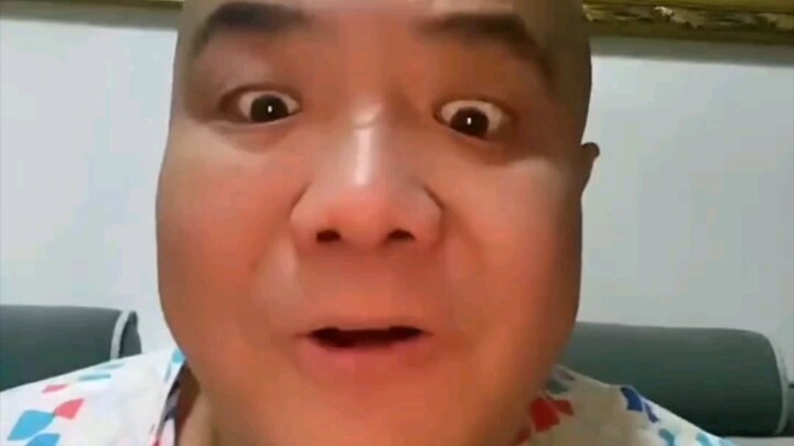 พี่ดาบ คุณกับพ่อของคุณรู้จักกันได้ยังไงเหรอ?