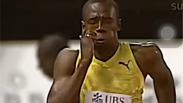 Ta vốn là tia chớp sinh ra trong cơn mưa lớn, sao lại có thể e sợ chút mưa nhỏ này được?