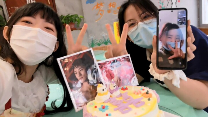 VLOG | I精心 baked a naked cake for my parents’ birthday 💜💛!!