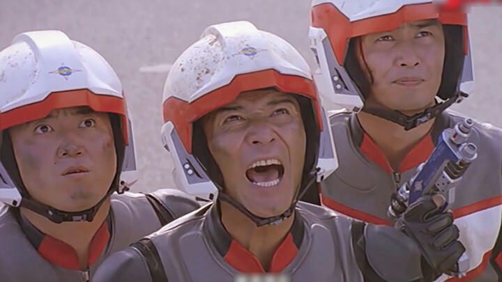 [Ultraman]: As a warrior, Tiga went everywhere to save the situation, but was given the title of a n