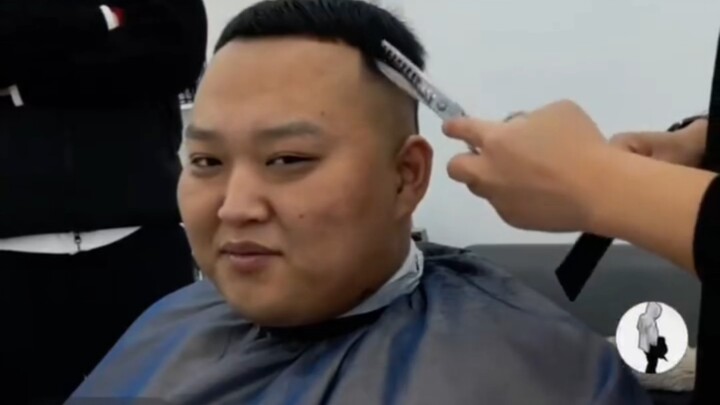 Tướng quân chia quân trong nước, đến bản thân còn không nhịn nổi cười luôn haha.