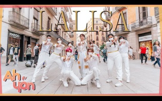 LISA-LALISA Cover Dance Ahyon Unit on Street in Spain