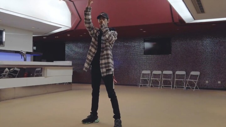 [Xiao Zhan] Happy Valentine’s Day | Studio releases behind-the-scenes footage of the “Magical” dance